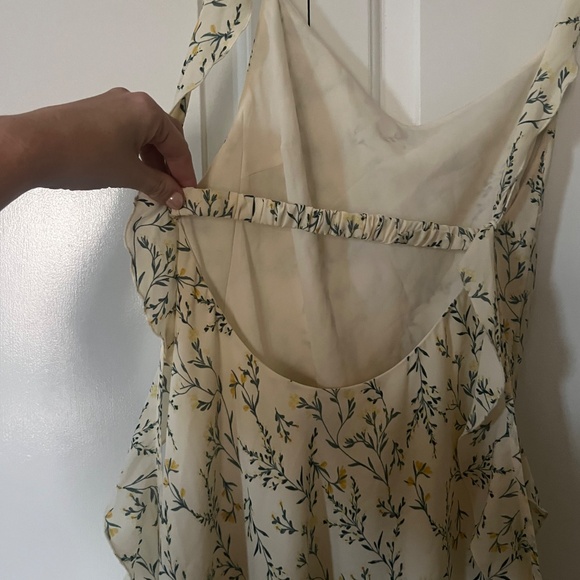 Avondale Dress (yellow floral) - Picture 9 of 13